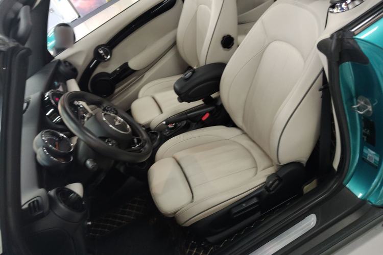 Used MINI MINI 2018 1.5T COOPER CABRIO Artist
