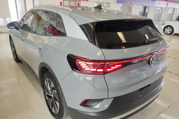 Used Volkswagen ID.4 CROZZ 2022 Standard Range PURE Edition Rear Left 45 Deg