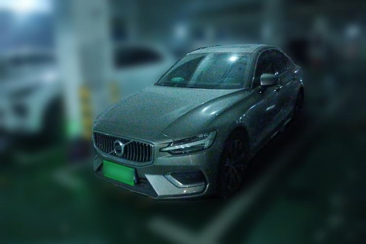 Used Volvo S60 2021 T4 Zhiyuan Luxury Edition