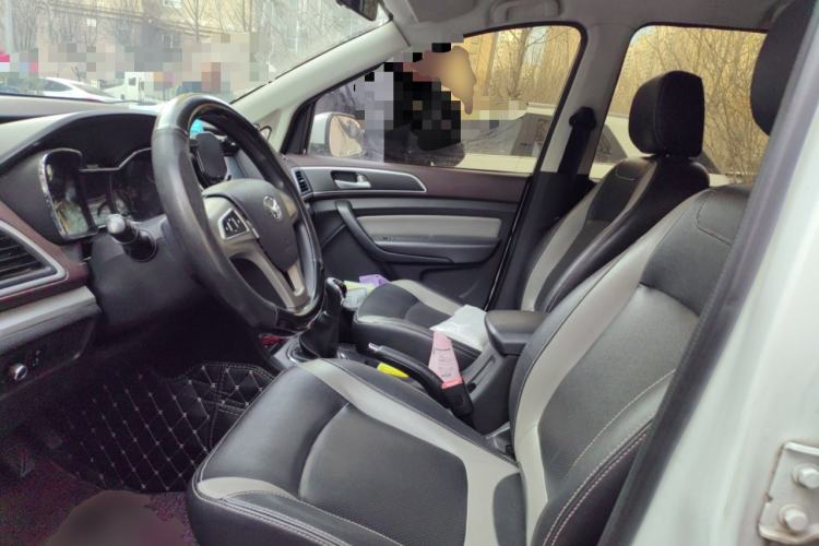 Used HYOSOW H3 2015 1.5L manual Comfort trim level Left Front Seat