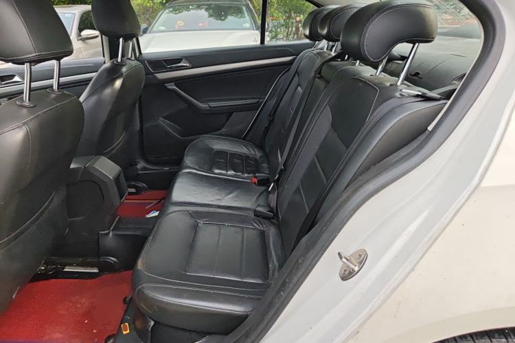 Used Volkswagen Lavida 2015 1.6L Automatic Comfort Edition Left Rear Seat