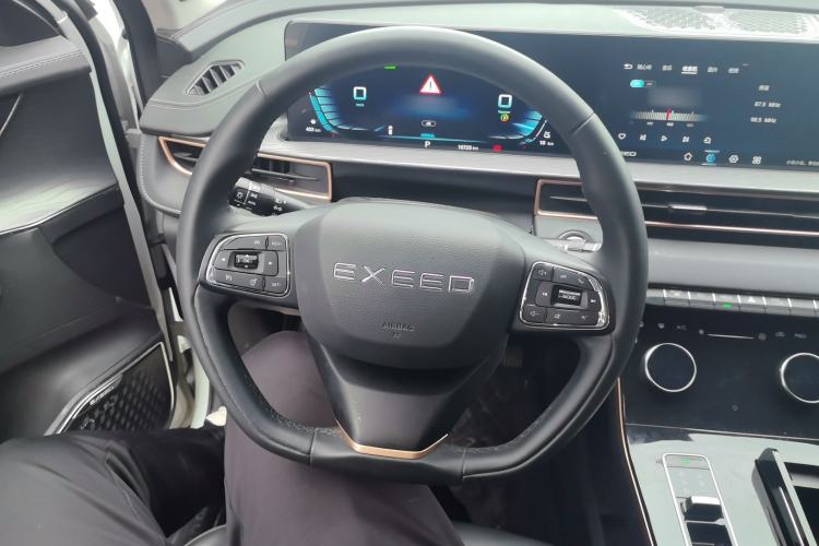 Used EXEED Zhuifeng C-DM 2022 1.5 TCI-DHT 105 km "Chengfeng Qi" Edition