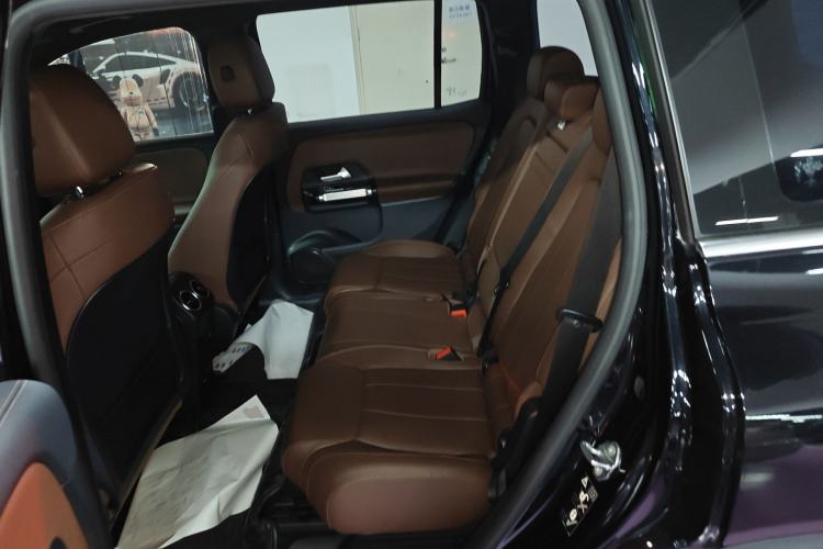 Used Mercedes-Benz GLB 2021 GLB 200 Dynamic Edition Left Rear Seat