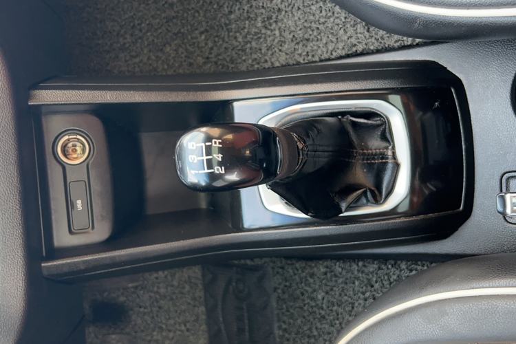 Used Baojun 310 2016 1.2L Manual Luxury Model