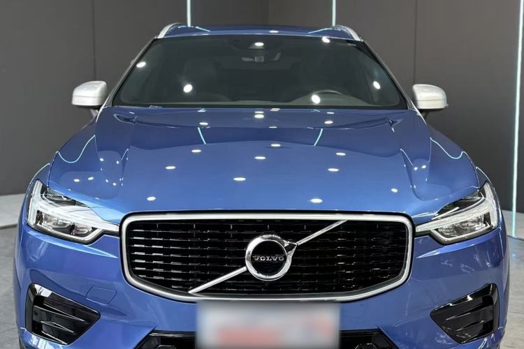 Used Volvo XC60 2019 T5 4x4 Smart & Dynamic Sport Edition China VI Standard