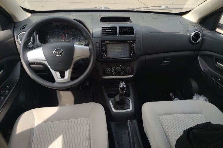 Used HYOSOW H2 2016 H2E 1.5L Classic Model BJ415A Center Console