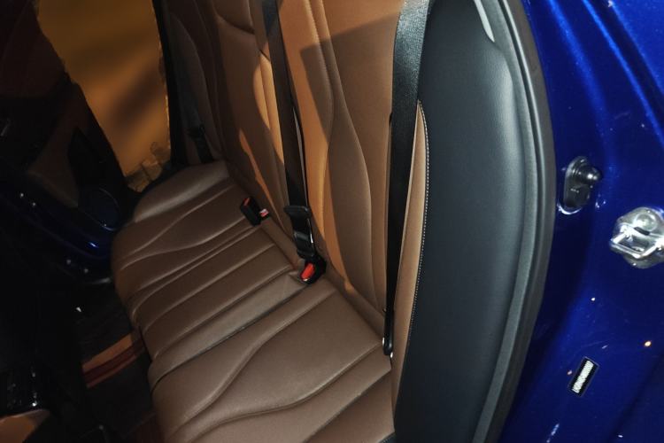 Used Acura CDX 2021 1.5T Two-Wheel Drive Deluxe Edition Left Rear Seat