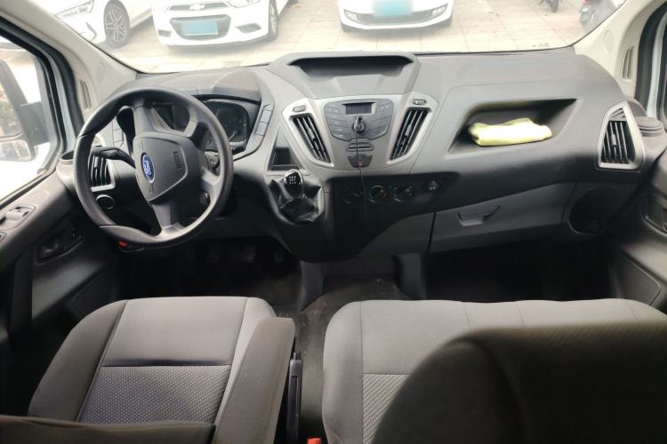 Used Ford Transit 2017 2.0T Diesel Multi-Function Commercial Vehicle Short Wheelbase Mid-Roof China V Standard Center Console