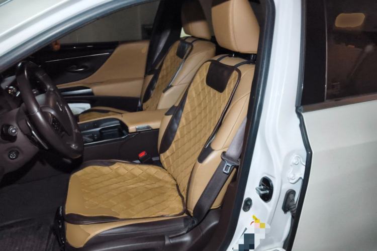 Used Lexus ES 2018 300h Premier Edition China V Standard