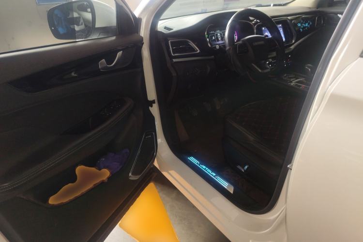 Used JETOUR X90 2019 1.5T Manual Smart Enjoyment Version 5 Seats China VI Standard