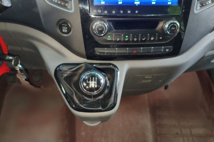 Used Foton Toano 2021 2.0T Manual Tongtu Short Wheelbase Mid-Height 9-Seater 4F20TC3