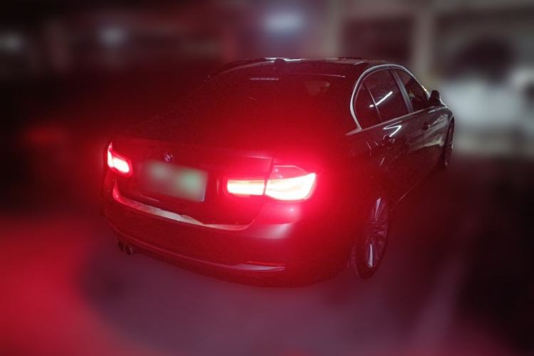 Used BMW 3 Series 2018 320Li Fashion Model Rear Right 45 Deg