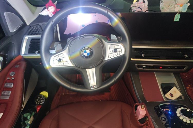 Used BMW X5 2023 xDrive 30Li Luxury M Sport Package
