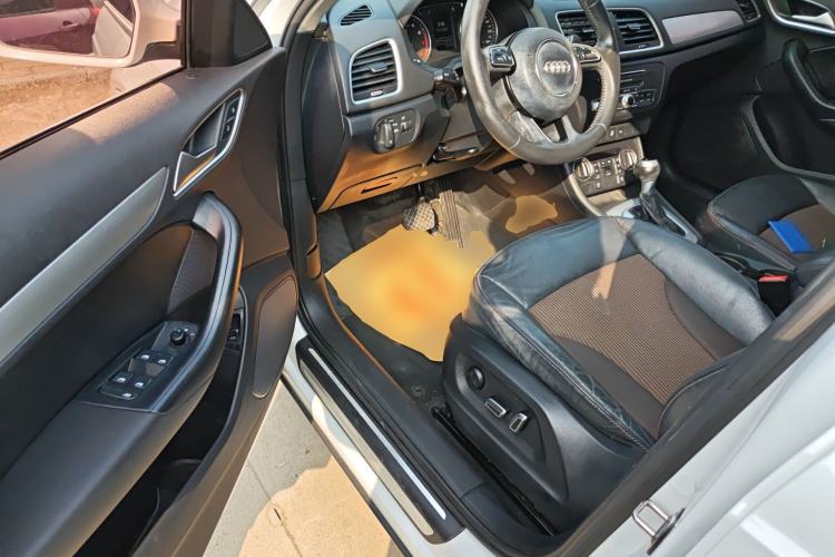 Used Audi Q3 2018 30th Anniversary Edition 30 TFSI Fashion Model
