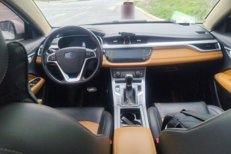 Used Geely Auto Vision S1 2018 1.4T CVT Fēngruì Model Center Console