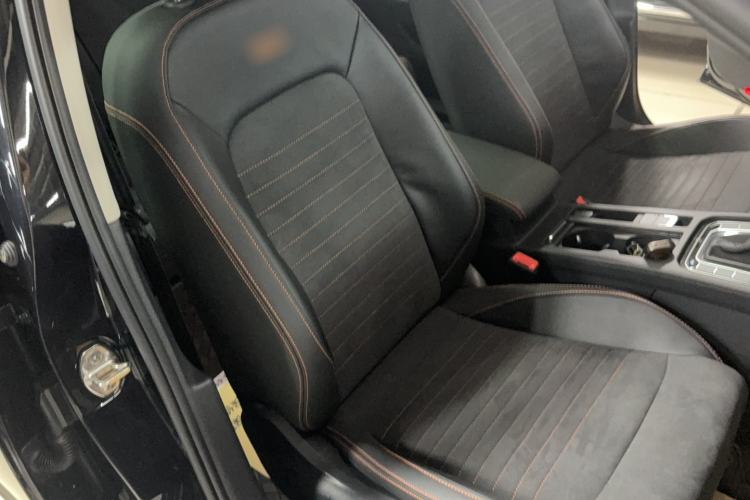 Used Volkswagen Magotan 2021 330TSI DSG 30th Anniversary Edition