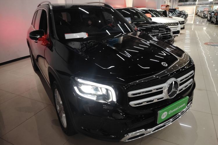 Used Mercedes-Benz GLB 2023 GLB 220 Sport Edition Front Right 45 Deg