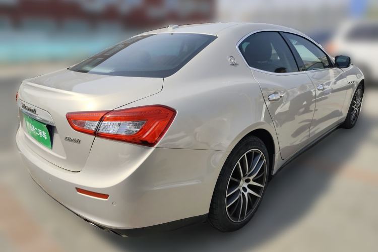 Used Maserati Ghibli 2014 3.0T Standard Edition Rear Right 45 Deg