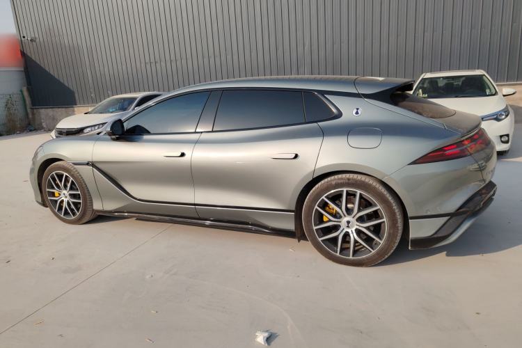 Used Denza Z9GT 2024 630 All-Wheel Drive Pro Version