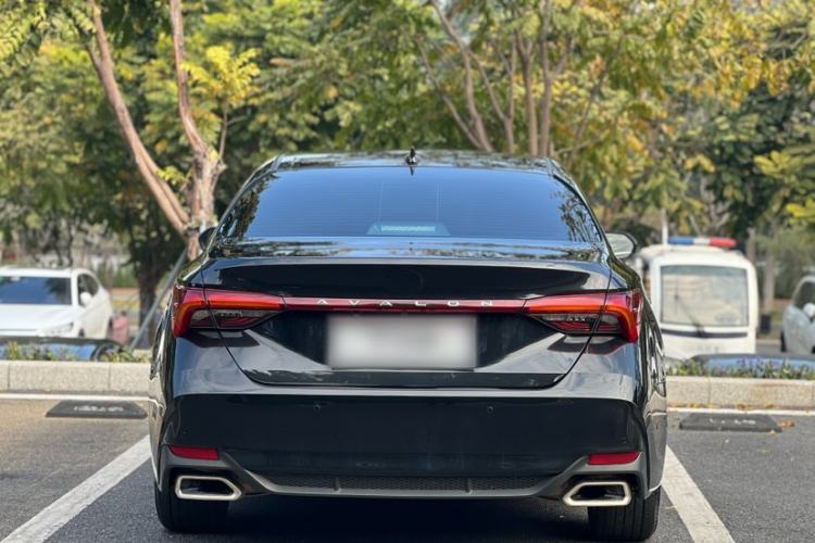 Used Toyota Avalon 2023 2.0L Luxury Edition