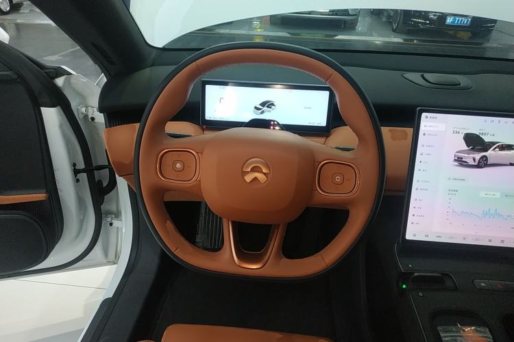 Used Nio ET5 2024 75 kWh Steering Wheel