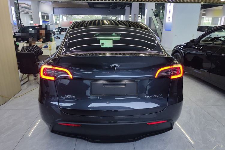 Used Tesla Model Y 2024 Rear-Wheel-Drive Version
