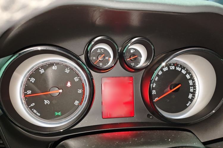 Used Opel Zafira 2013 1.4T Seven-Seater Luxury Model