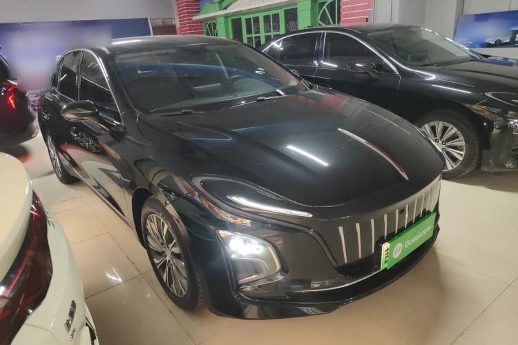 Used Hongqi E-QM5 2022 431 km Charge & Enjoy Edition
