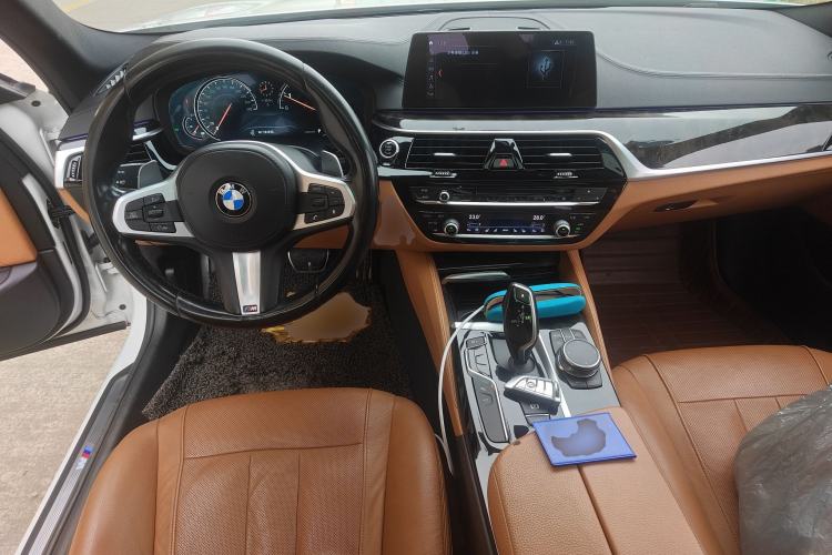 Used BMW 5 Series 2018 530Li Luxury Edition M Sport Package
