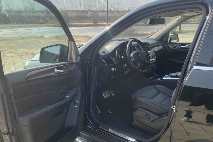 Used Mercedes-Benz M-Class 2014 ML 400 4MATIC Luxury Model