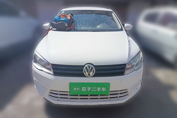 Used Volkswagen Jetta 2015 1.6L Manual Fashion Edition Front