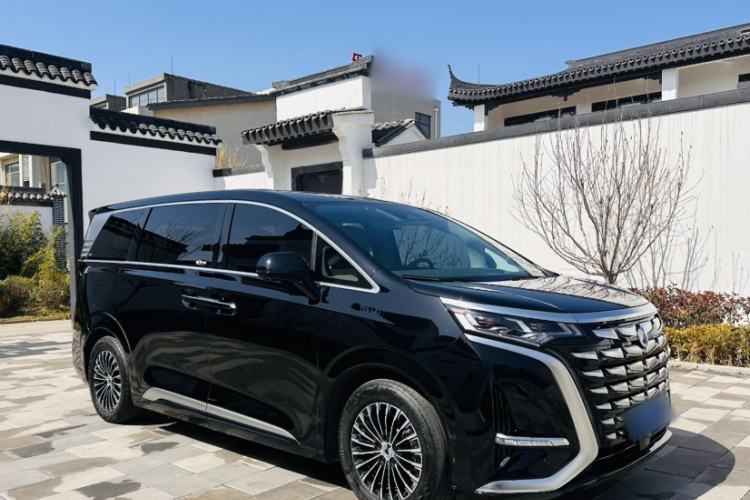 Used Denza D9 2022 DM-i 970 Four-Wheel Drive Flagship Model