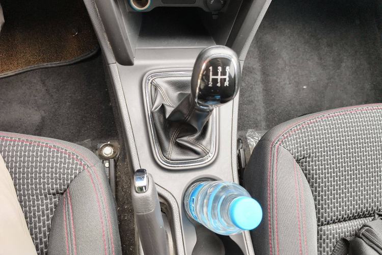 Used Chery Tiggo 3 2020 Million Global Edition 1.5L Manual Fashion Model
