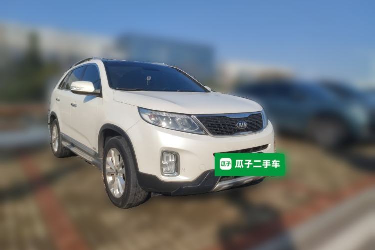 Used Kia Sorento 2013 2.4L 5-Seater Gasoline Comfort Version China IV Standard Front Right 45 Deg