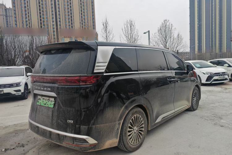 Used Denza D9 2022 DM-i 970 Four-Wheel Drive Prestige Model