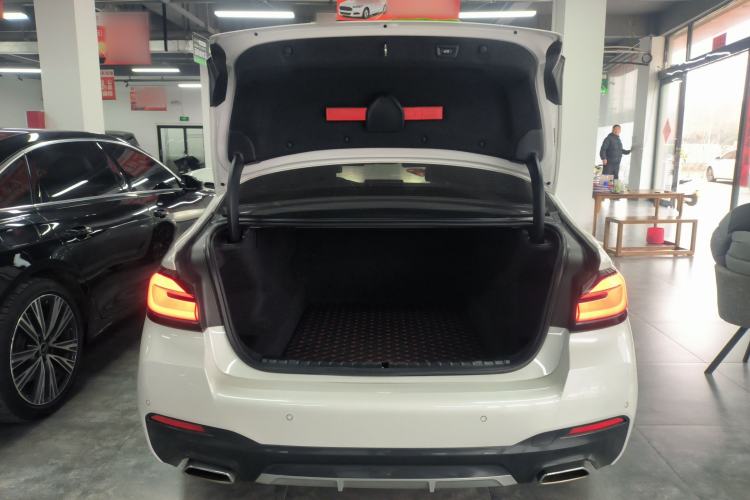 Used BMW 5 Series 2022 Second Facelift 525Li M Sport Package