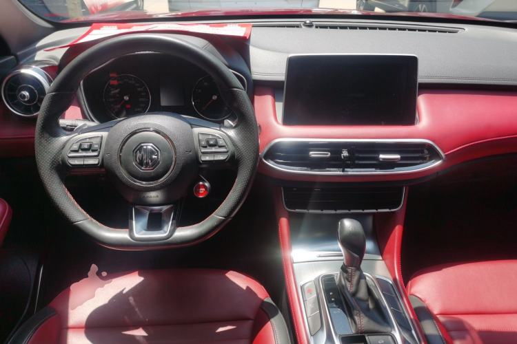 Used MG HS 2019 20T Automatic Two-Wheel Drive Trophy Super Sport Version China VI Standard Center Console