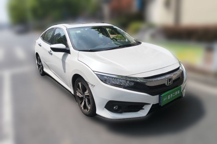 Used Honda Civic 2016 220TURBO CVT Prestige Edition
