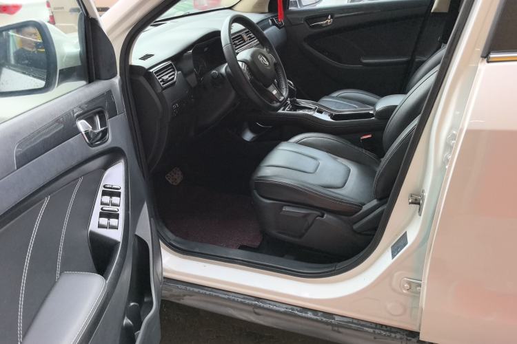 Used Dongfeng Fengon 580 2017 1.5T CVT Luxury Model Left Front Seat