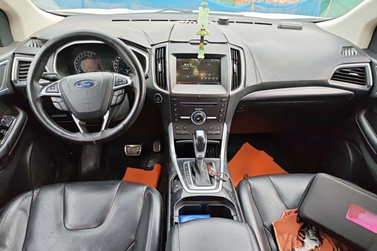 Used Ford Edge 2015 2.0T GTDi Four-Wheel Drive Prestige Model
