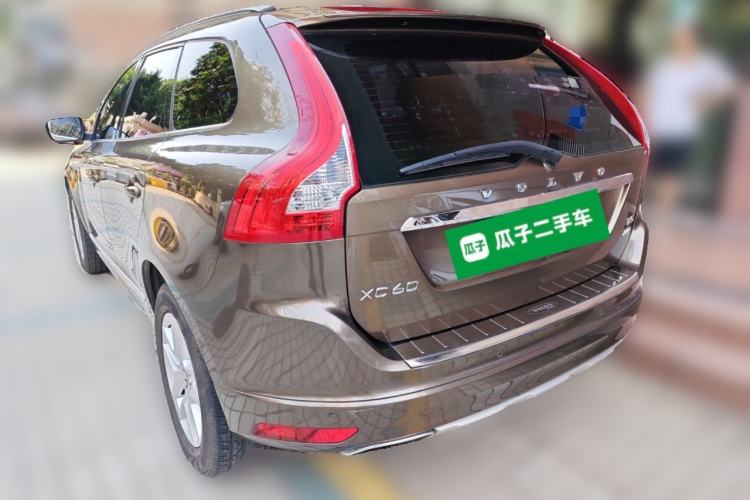 Used Volvo XC60 2017 T5 AWD Smart Upgrade Model
