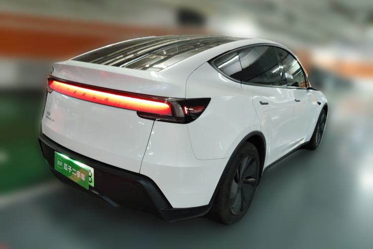 Used Tesla Model Y 2025 Updated Version Long-Range All-Wheel Drive