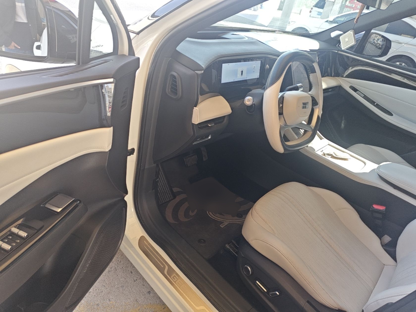 Geely Galaxy L7 2024 1.5T 115 km Starship Dragon Edition — снимка 18