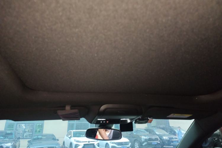 Used Cadillac XT5 2023 2.0T Two-Wheel-Drive Fashion Edition Headliner