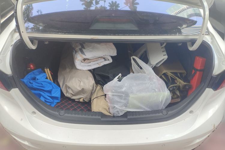 Used Mazda 3 Axela 2017 Sedan 1.5L Automatic Luxury Model Emission Standard China V Trunk