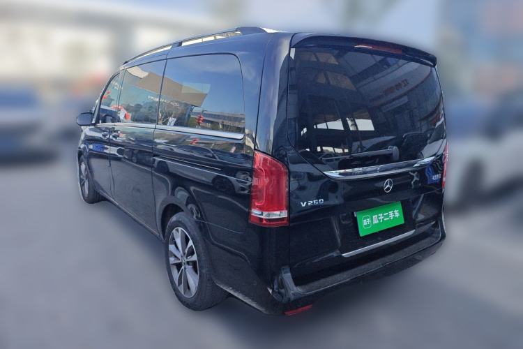 Used Mercedes-Benz V-Class 2021 V 260 Avantgarde Edition
