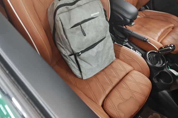 Used MINI MINI 2022 Updated 1.5T COOPER Artist Five-Door Edition