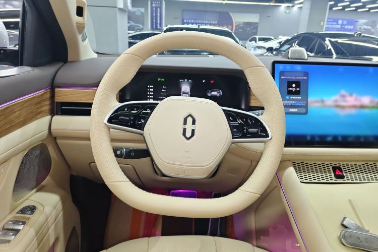 Used Hima AITO M7 2024 1.5T Rear-Drive Plus Version 5 Seats
