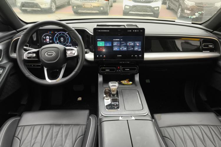 Used GAC Trumpchi GS8 2025 Linghang Series 2.0 TGDI Two-Wheel-Drive Luxury Edition 5 Seats