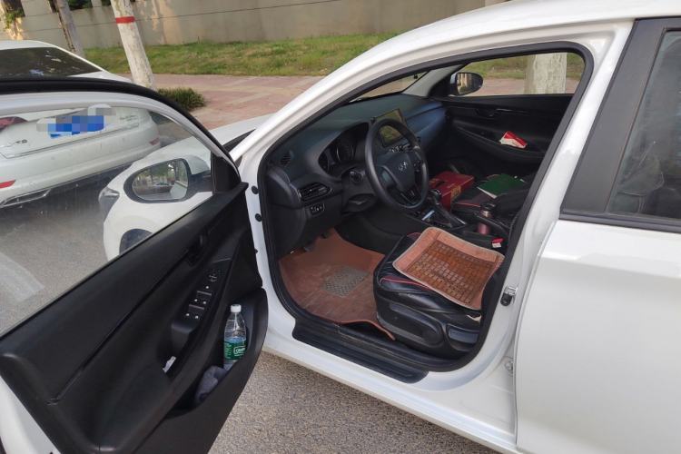 Used Hyundai Celesta 2018 1.6L Automatic GL Enjoyment Edition China VI compliant Driver Seat